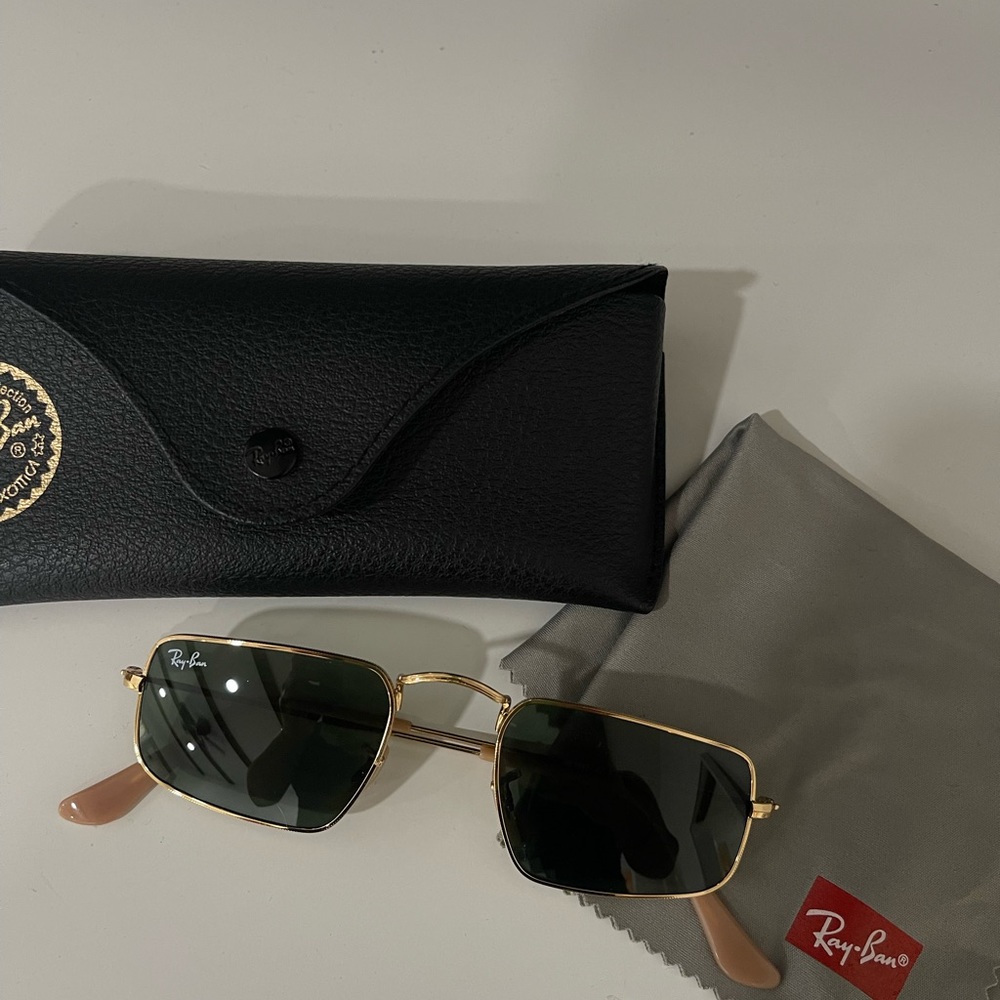 New ray ban woman’s sunglasses